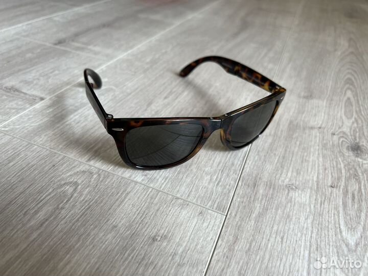 Солнцезащитные очки uniqlo