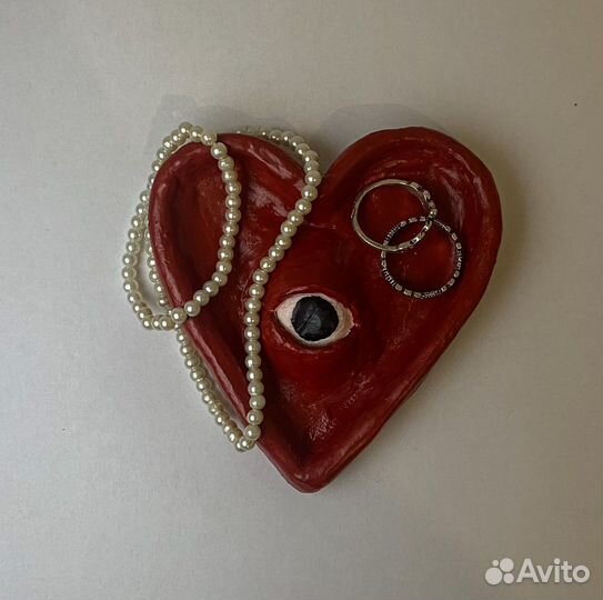 Керамическая тарелка