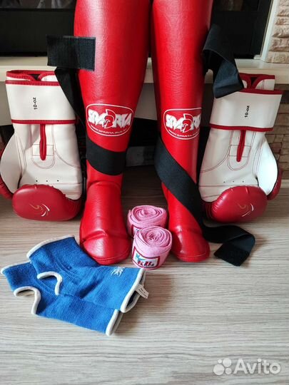 Защита голени, перчатки