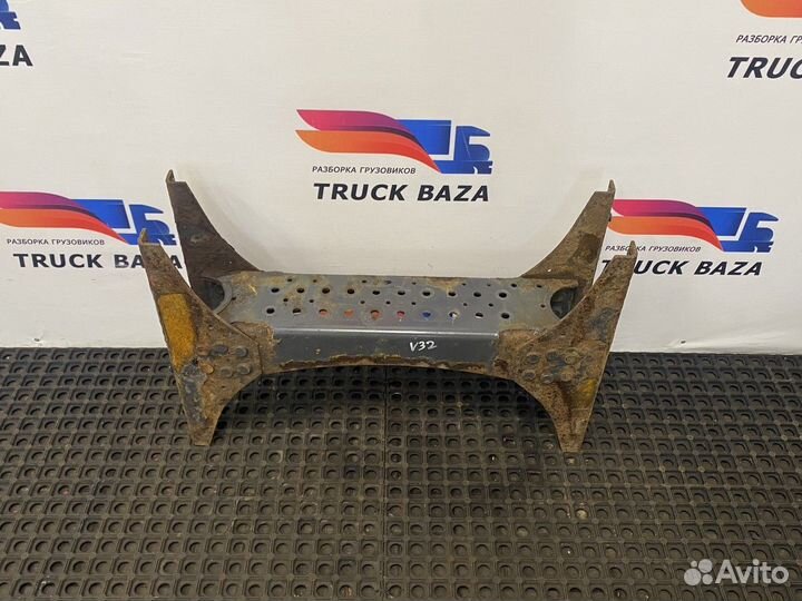 Траверса рамы поперечная Volvo FH