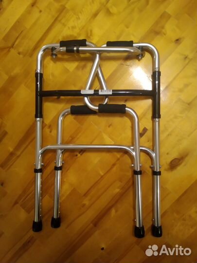 Ходунки для взрослых шагающие