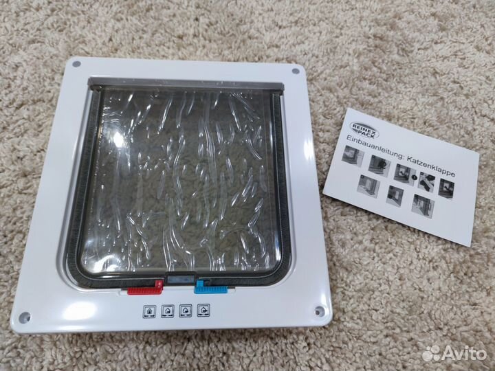 Дверца в дверь для кошек