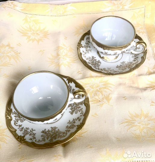 Часть кофейного сервиза 