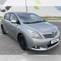 Toyota Verso 1.8 CVT, 2012, 188 000 км, с пробегом, цена 1 090 000 руб.