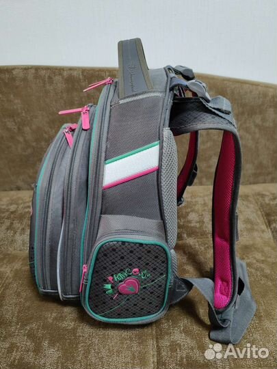 Школьный рюкзак hummingbird