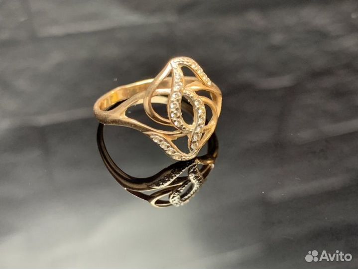 Золотое кольцо 585 пробы массой 1.62 грамм (Р16)