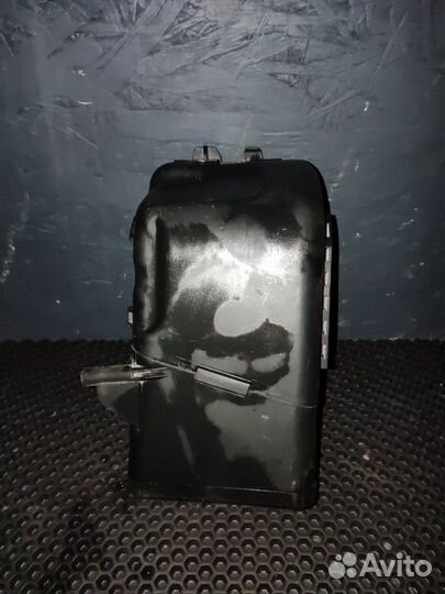 Воздуховод правый Bmw 520I F10 N20 2015