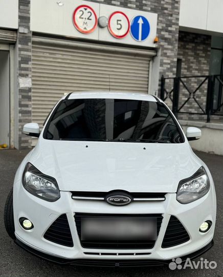 Сплиттер / губа переднего бампера для Ford Focus 3