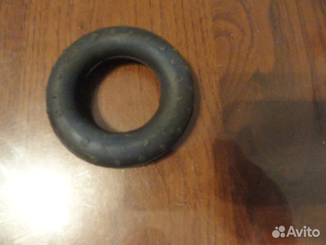 Резиновый ручной эспандер