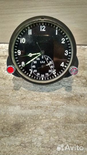 Часы авиационные