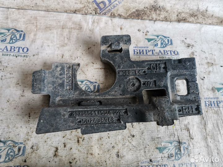 Наполнитель переднего бампера Opel Astra H рестайл