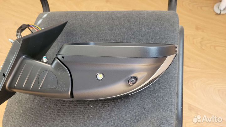 Зеркало правое Geely Coolray