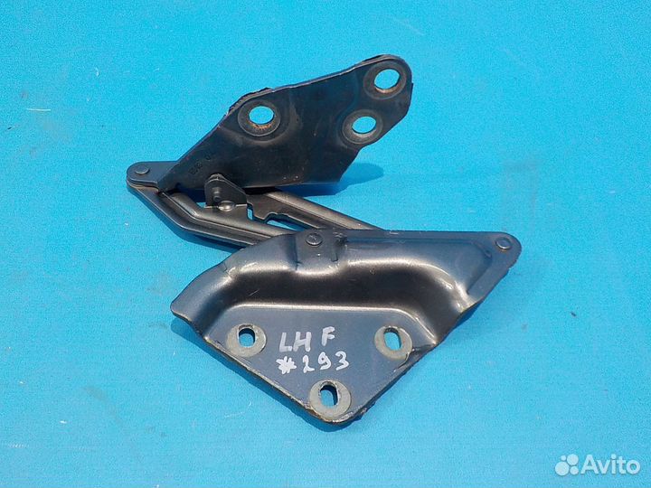 Петля капота левая volkswagen Touareg 2002-2010