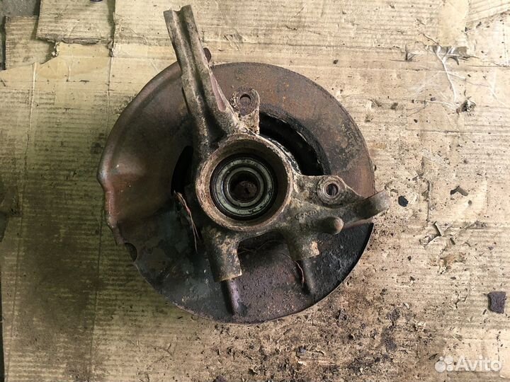 Kia cerato 2 кулак поворотный