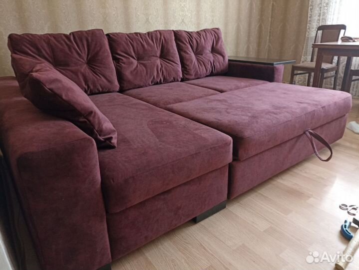 Перетяжка мягкой мебели на дому заказчика