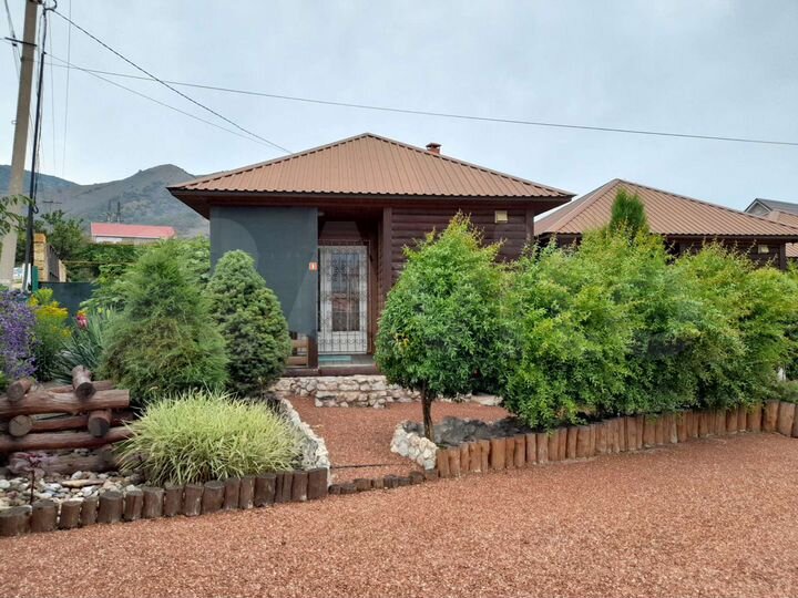 Дом 27 м² на участке 6 сот.