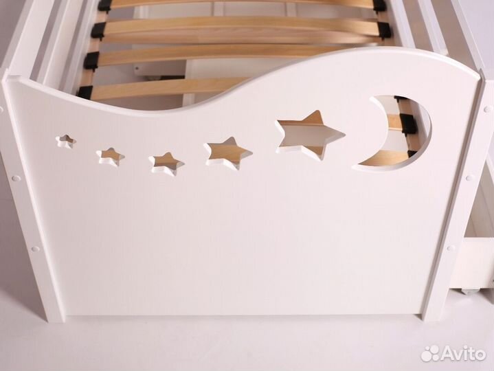 Кровать детская односпальная из массива березы