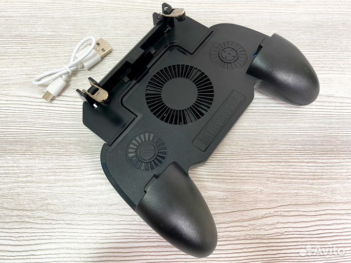 Джойстик для смартфона с охлаждением