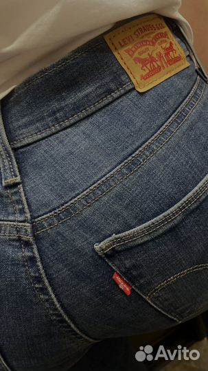 Джинсы женские levis