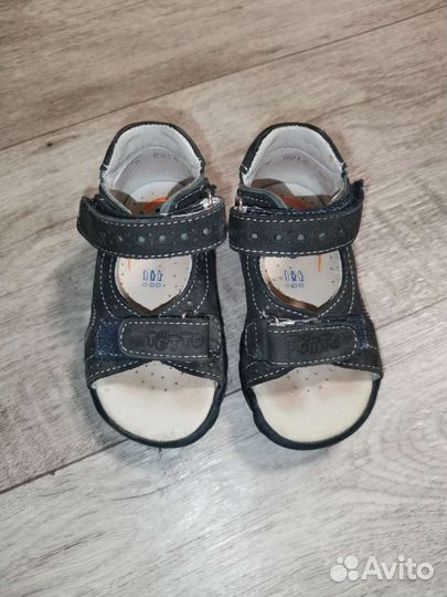 Сандали тотто