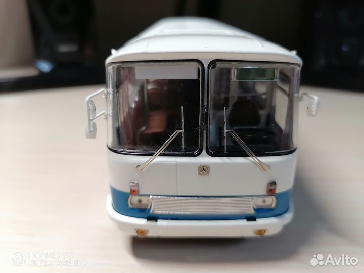 Лаз 695 Н демпрайс Кобальт