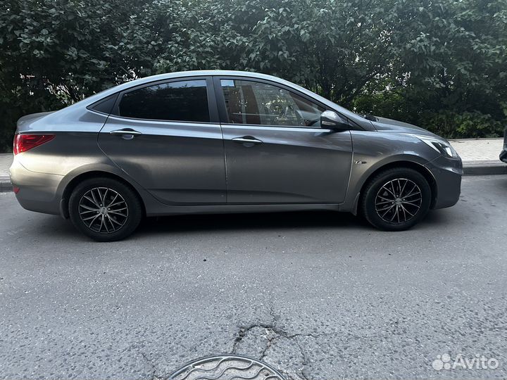 Hyundai Solaris 1.6 AT, 2013, 126 762 км