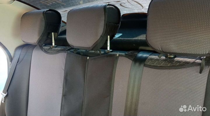 Чехлы автомобильные универсальные