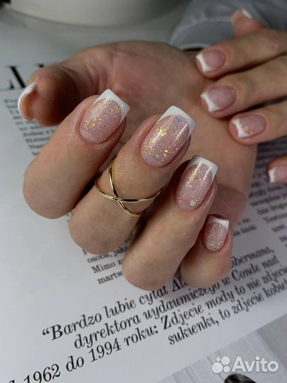 Маникюр, укрепление гелем