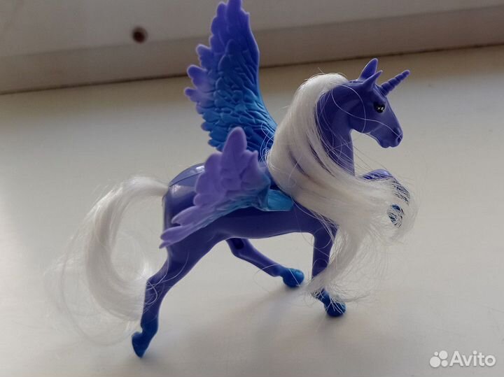 Пони и лошади единорог аликорн