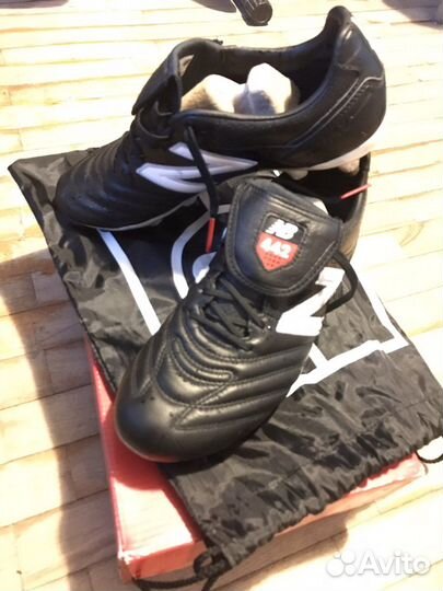 Футбольные бутсы