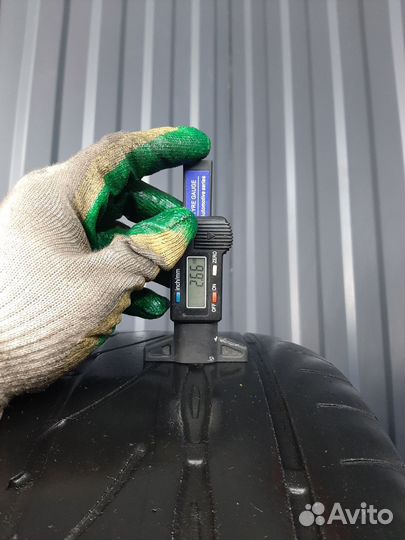 Bridgestone Potenza RE002 Adrenalin 225/55 R17 97V