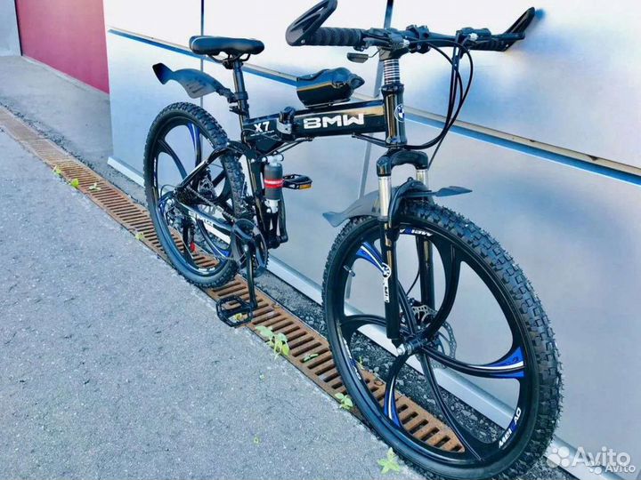 Велосипед Bmw на литых дисках
