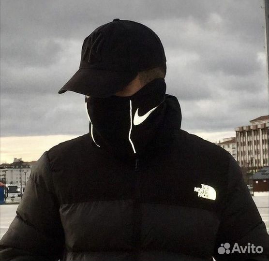 Nike snood winter warrior