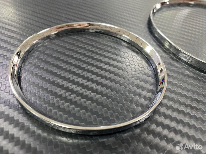 Кольца в панель приборов Mercedes w210 / w202