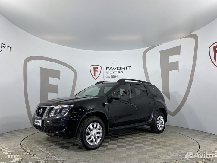 Nissan Terrano 2.0 AT, 2015, 68 692 км