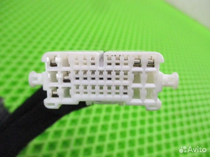 Проводка двери задней левой Hyundai Genesis 2