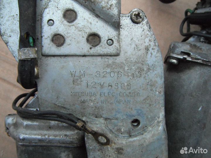 Моторчик заднего дворника Isuzu Trooper 1984-1992