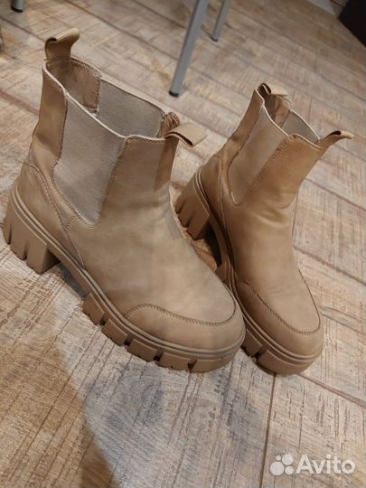 Ботинки весенние челси