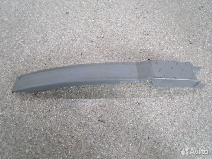 Накладка вещевого отсека Mercedes-Benz A0008450427