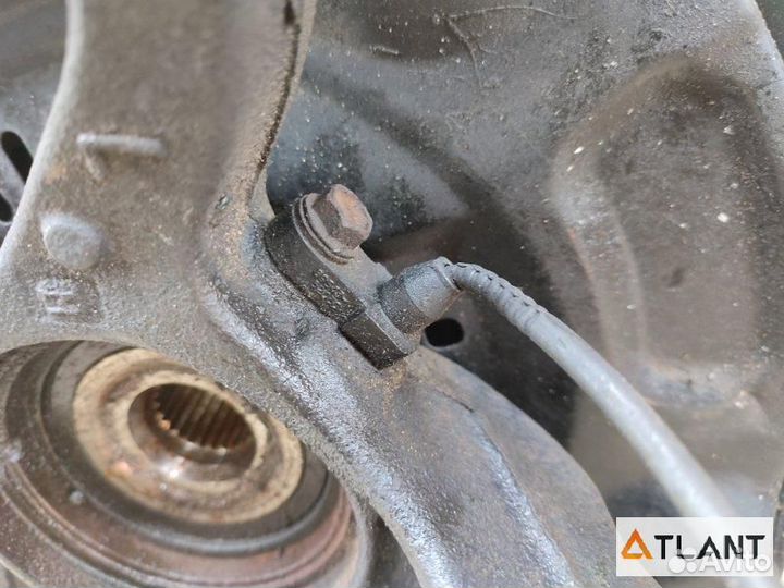 Ступица передняя левая toyota ractis