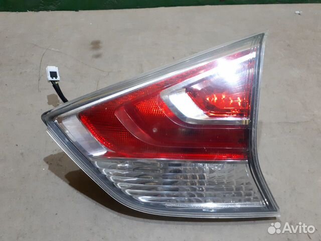 Фонарь задний правый внутренний Nissan X-Trail T32
