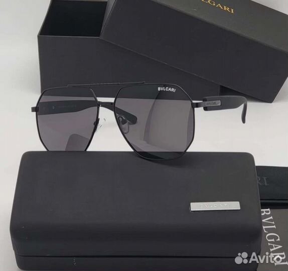 Солнцезащитные очки штучно и оптом