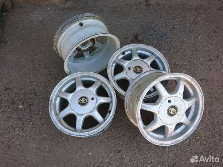 Диски литые Toyota r14