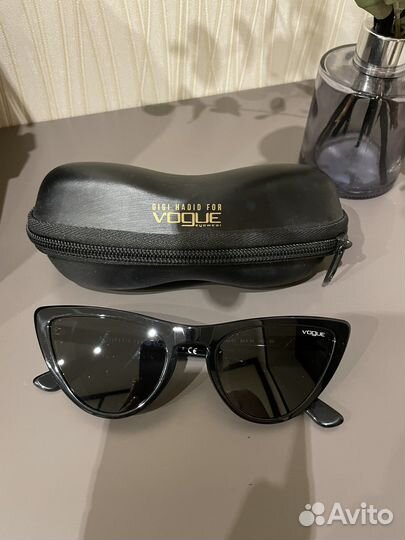 Солнцезащитные очки