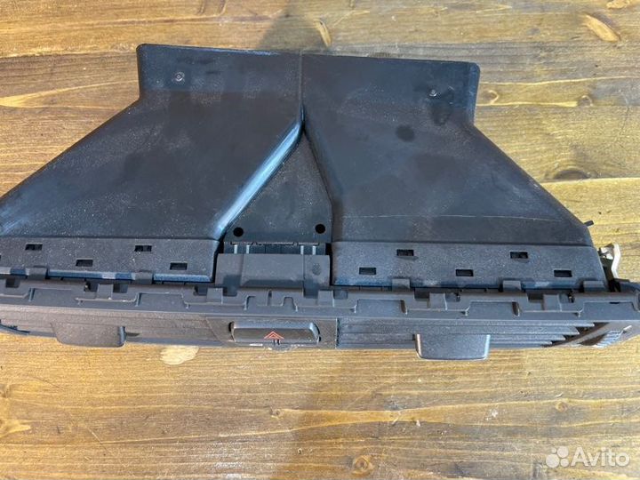 Воздуховод салона Bmw 3 E91 N43B20 2011