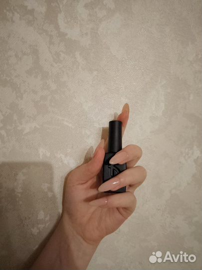 Нужна модель на маникюр