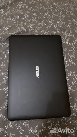 Ноутбук asus x555