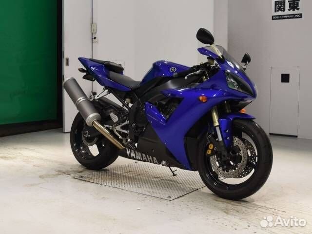 Yamaha YZF-R1
