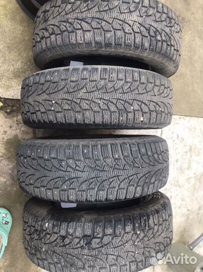 Pirelli Winter Carving Edge 215/65 R16