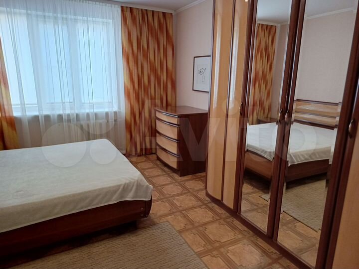 3-к. квартира, 80 м², 2/10 эт.